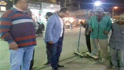 رئيس مركز أبوقرقاص بالمنيا يتفقد الأسواق لمتابعة الأسعار وصلاحية المنتجات