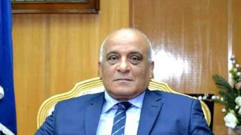 ضبط عاطل لفرض الإتاوات