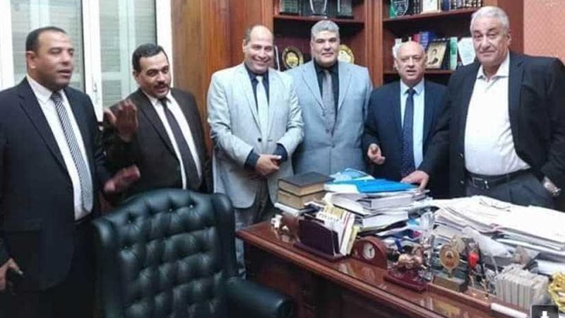 عاشور يستقبل مجلس