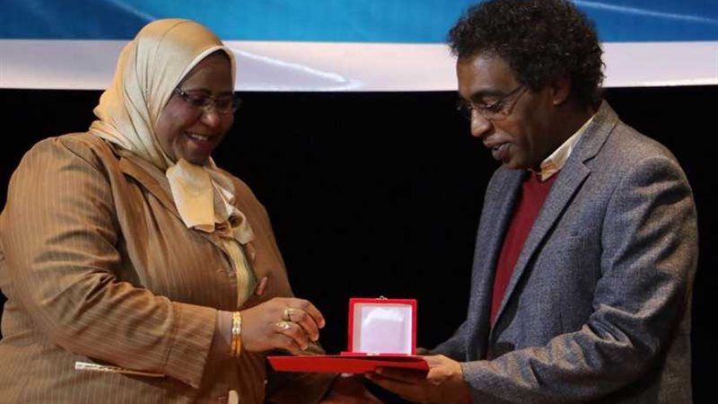 الثقافة تطبع الأعمال