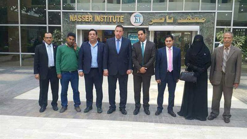 وفد من الصيادلة يزور