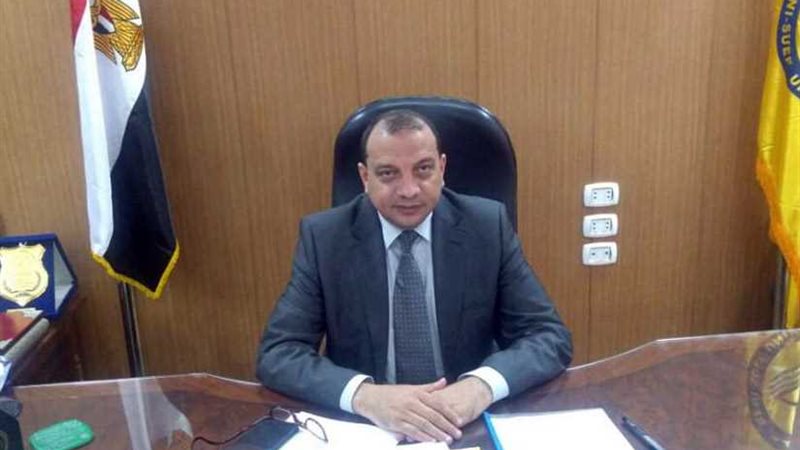 نصف شهر مكافأة للعاملين