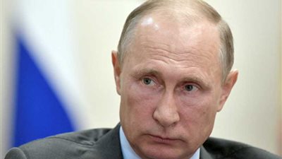 فلاديمير بوتين يشارك في القرعة النهائية لمونديال روسيا