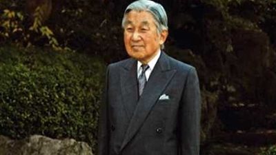 لأول مرة منذ 200 عام.. إمبراطور اليابان يتخلى عن العرش في أبريل 2019