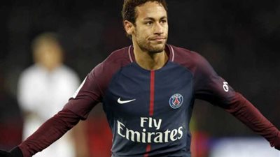 لجنة الانضباط بالدوري الفرنسي تعاقب نيمار بالإيقاف مباراة واحدة