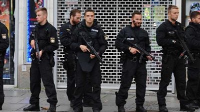 إخلاء سوق لأعياد الميلاد في ألمانيا عقب العثور على عبوة مشبوهة