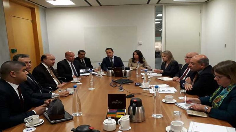 عرفات ومميش يلتقيان