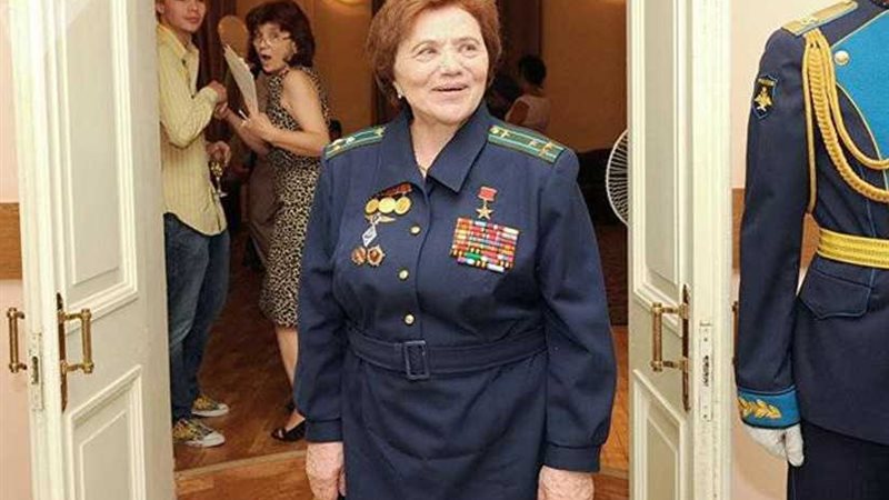 وفاة أسطورة الطيران