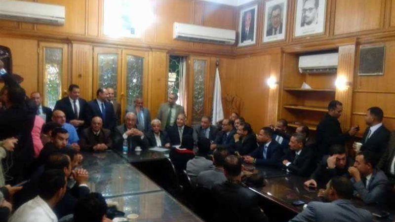 عاشور تعليقا على