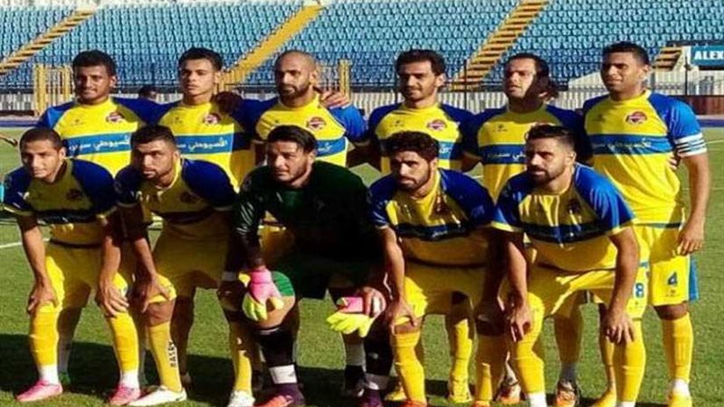 الأسيوطي يواصل عروضه