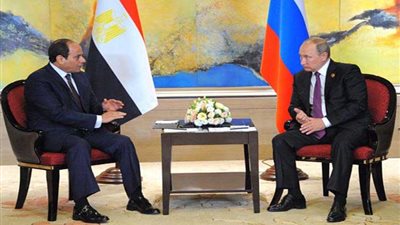 السيسي يبحث هاتفيًا مع بوتين أوضاع المنطقة ومكافحة الإرهاب