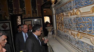 وزير الآثار في جولة تفقدية بمنطقة حوش الباشا وباب الوزير