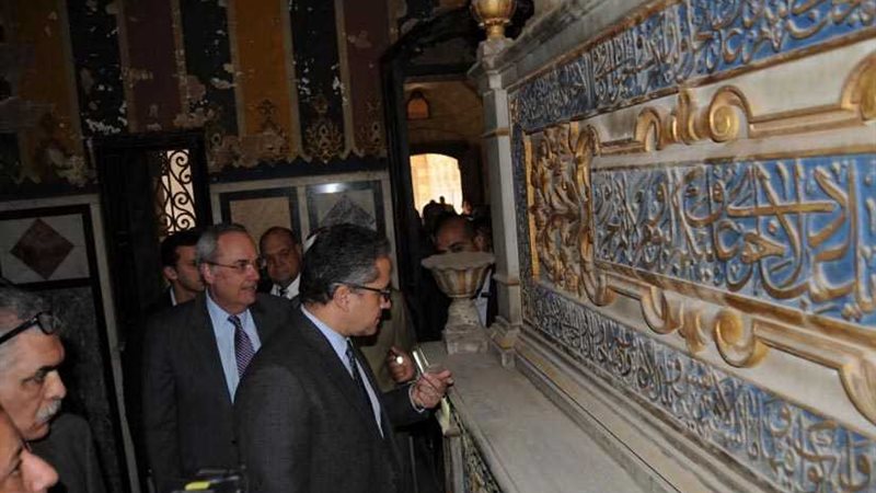 وزير الآثار في جولة