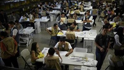 المعارضة في هندوراس تطالب بإعادة كاملة لفرز الأصوات بالانتخابات الرئاسية