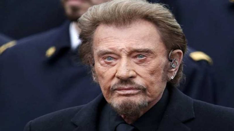 وفاة المغني الفرنسي