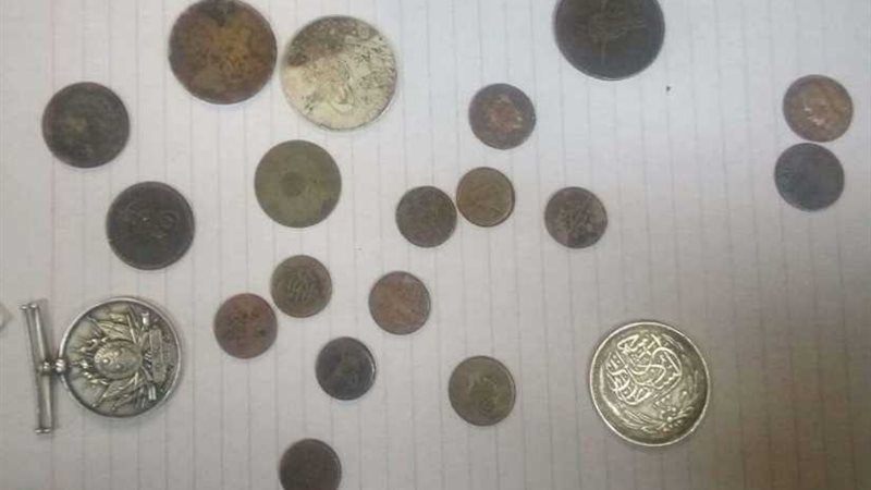 الآثار تتسلم 28 قطعة