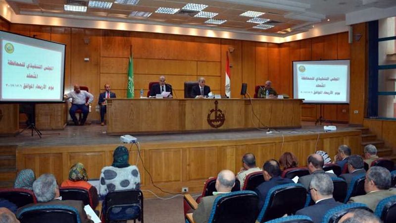 12 مدرسة تعمل إلكترونيا