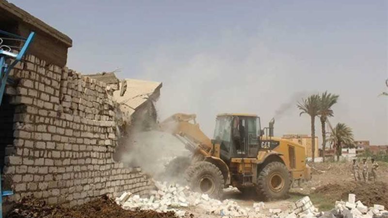 إزالة 98 حالة تعدٍ