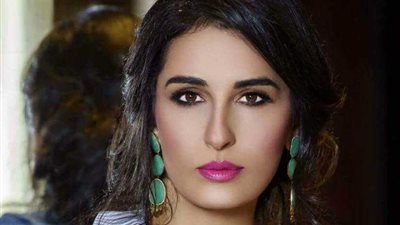 فاطمة ناصر تبدأ تصوير 