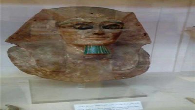 وزير الآثار يشهد عرض ثلاث قطع أثرية بالمتحف المصري بالتحرير