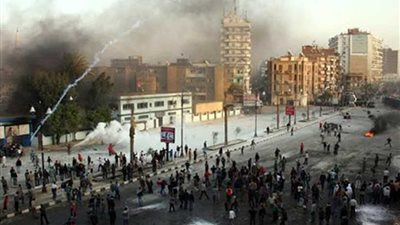 تأجيل إعادة محاكمة 97 متهما في أحداث الذكرى الثالثة للثورة لـ 10 يناير المقبل