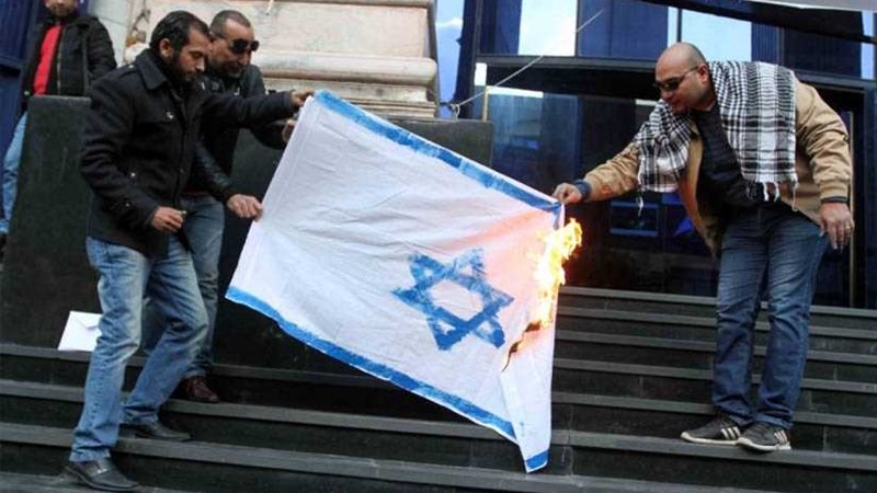 حرق العلم الإسرائيلي