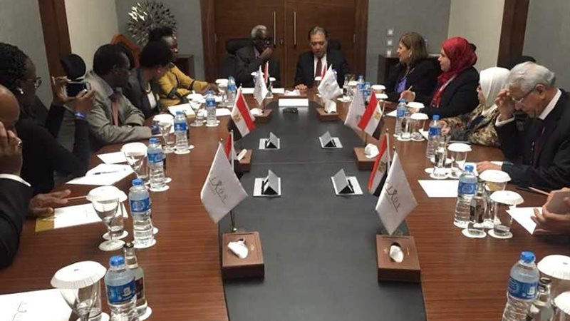 وزير الصحة يعقد اجتماعات