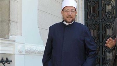 وزير الأوقاف يغادر إلى أبو ظبي لحضور منتدى السلم في المجتمعات المسلمة