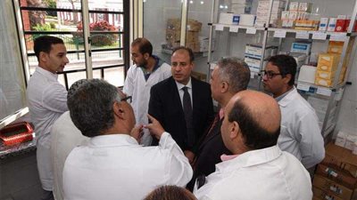 سلطان: يفتتح مبنى العيادات الخارجية الجديد لمستشفى الحميات (صور)