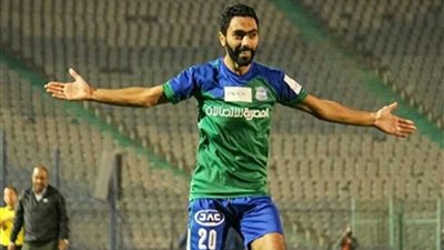 «الشحات» يتقدم بهدف نظيف للمقاصة أمام الأهلي