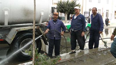 حملة نظافة ليلية بدمنهور (صور)