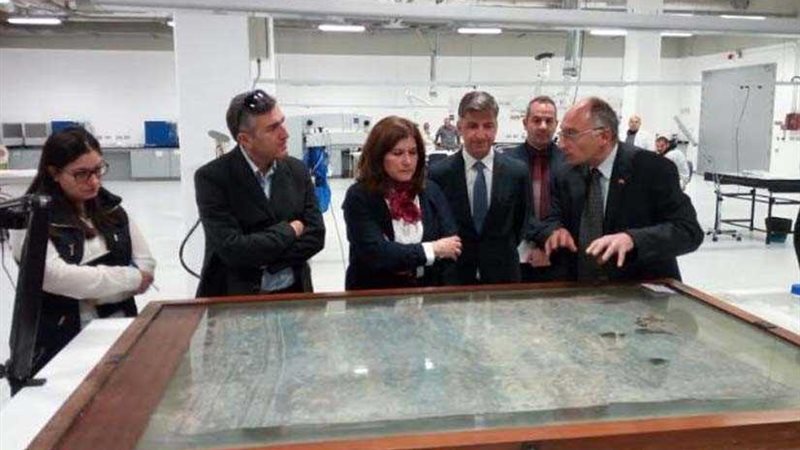 سفير قبرص يزور المتحف