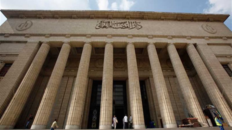 تأجيل محاكمة ضابط