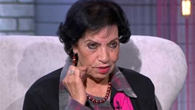 رجاء حسين: « لو جوزي طلب مني عملية تجميل كنت طلقته» (فيديو)