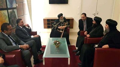 البابا يعود إلى القاهرة بعد رحلة علاج ناجحة