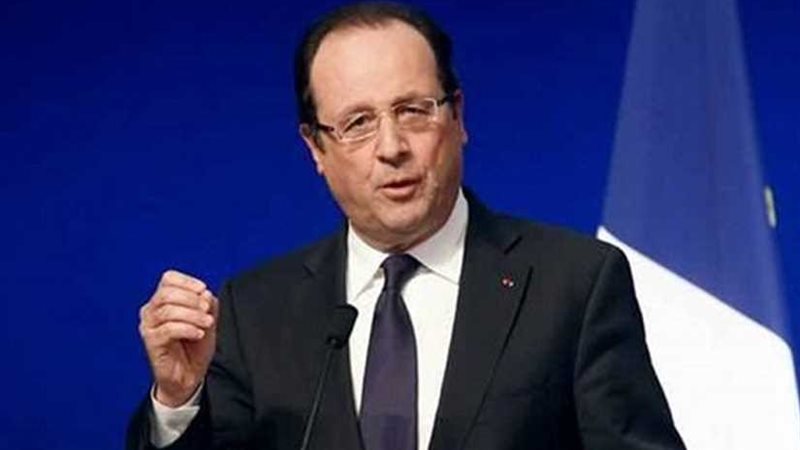 أولاند .. يحذر من