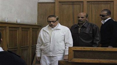 تأجيل محاكمة صفوت الشريف في 