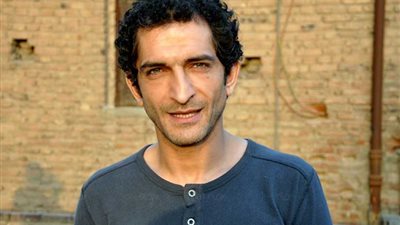 تأييد حبس عمرو واكد 3 أشهر لاتهامه بتحطيم سيارة طالب