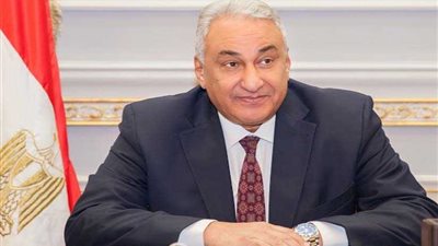 عاشور: 300 مليون جنيه تصرف سنويا على علاج ومعاش المحامين