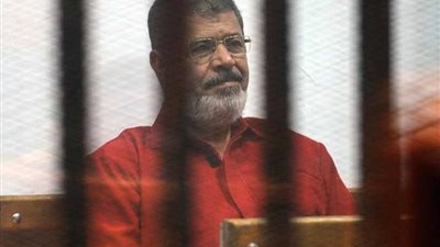 غدًا.. محاكمة المستشار الاقتصادي للمعزول وآخرين في 