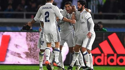 رونالدو الهداف التاريخي يصعد بالريال إلى نهائي المونديال