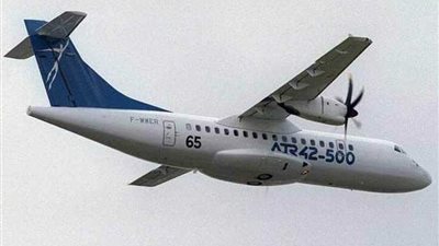 جرحي في تحطم طائرة بعد إقلاعها في كندا