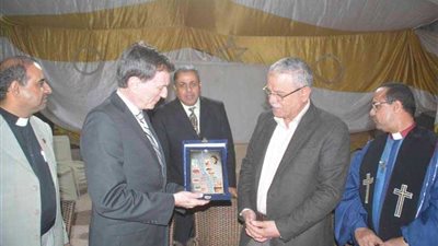 وفد أمريكي كنسي يزور المنيا ويؤكد 