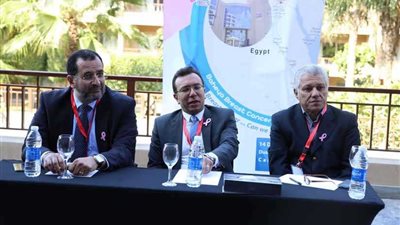 مؤتمر حول أحدث طرق علاج سرطانات الثدي
