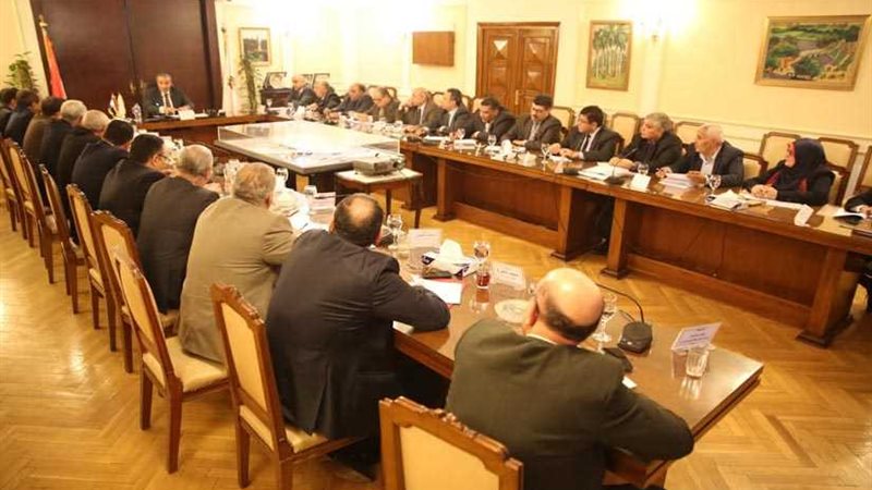 وزير التموين يطالب