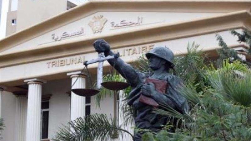 السجن 10 سنوات لـ30