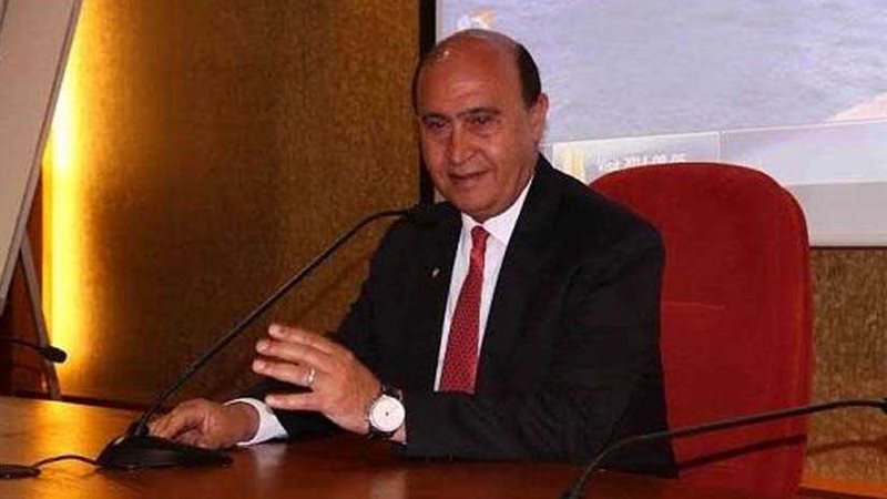 مميش يوقع مذكرة تفاهم