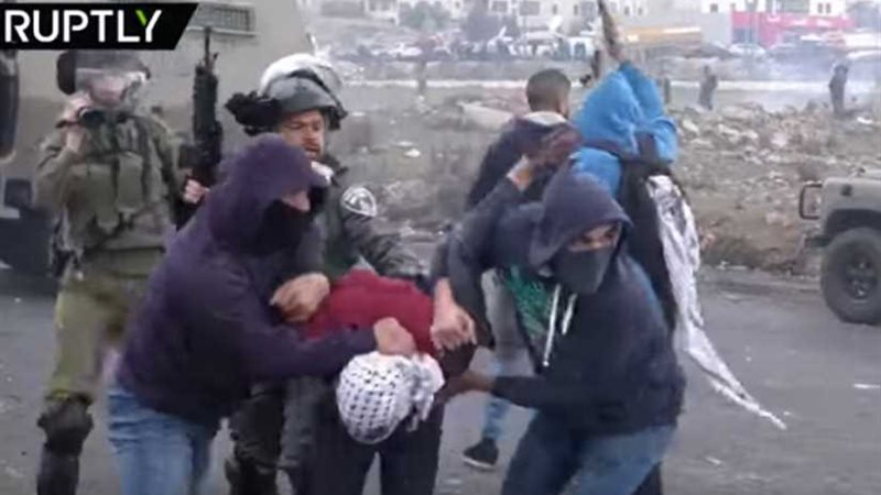 اشتباكات بين فلسطينيين