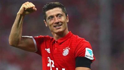 ليفاندوفيسكى 166 هدفا في 240 مباراة