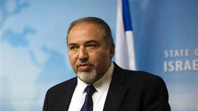 ليبرمان يحذر من قلب نظام الحكم في دولة الاحتلال‎